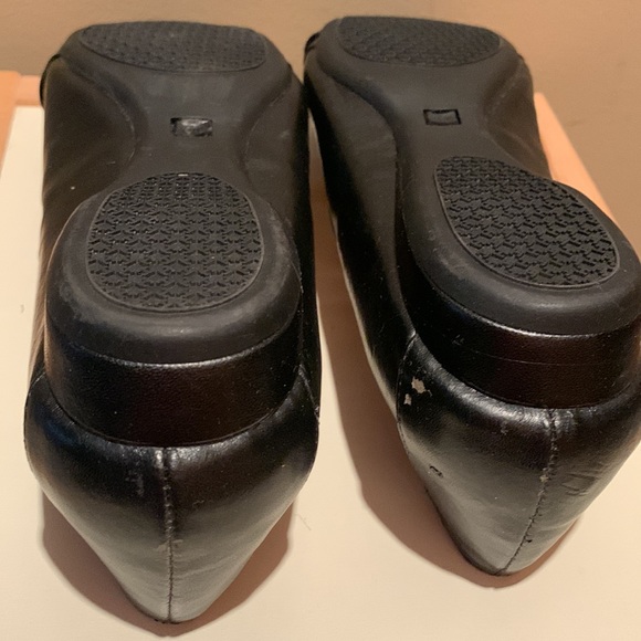 Comfort view  size 8 wide black flats - Picture 5 of 8